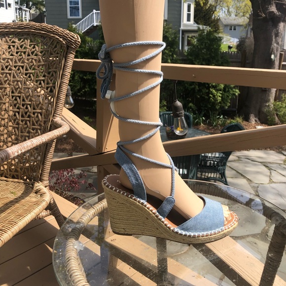 Rampage ‘Harriet’ Espadrilles Wedge Heel Tie Ankle NWOB - Picture 2 of 8